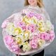Букет из 25 пионов