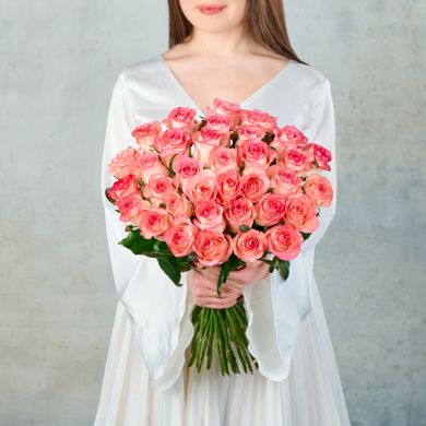 Букет из 35 розовых Российских роз
